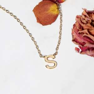 Jeulia Custom <b>Initial</b> Gold Plated Rope <b>Chain</b> Necklace Pendant with Diamond and Pearl - Product Image 2