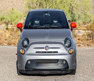 2017 F l A T 5 0 0 e AWD R18 Batería de Litio Asientos de Cuero Cámara Trasera - Product Image 1