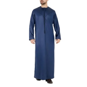Elegante Oriente Medio Arabia Saudita manga larga hombres thobes hombres musulmanes abaya thobe personalizado pecho forcejeo hombres Thobe Jubbah - Product Image 1