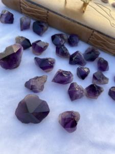 หินคริสตัลแอเมทิสต์ขัดเป็นจุดแกะสลักจากหินอัญมณีเรกิสไตล์ฮวงจุ้ยงานหัตถกรรมกึ่งมีค่าของจริง - Product Image 6