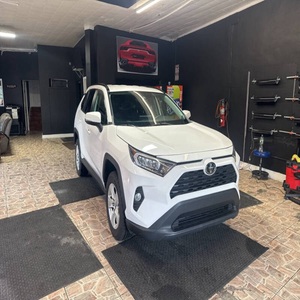 Toyota RAV4 Blanco 2021 en Perfecto Estado - Product Image 1