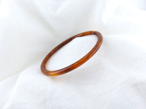 Brazalete de Resina Ecológica de Diseño de Lujo para Mujer, Transparente, Color Sólido, Hecho a Mano, Arte Tradicional, Coleccionable, Premium - Product Image 5