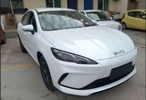 BYD Seal05 DM 2026 USADO EN EXCELENTES CONDICIONES - Product Image 4