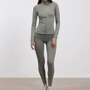 Conjunto de Yoga de dos piezas sin costuras para mujer, mallas de cintura alta, Top corto de manga larga, transpirable, de secado rápido, con bolsillos en V, deportes de Fitness - Product Image 3