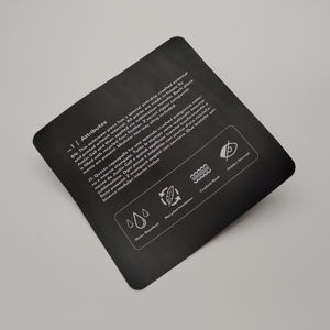 Étiquette imprimée en TPU écologique Étiquette d'entretien en caoutchouc de couleur personnalisée Résistance à l'eau Étiquette d'information lavable durable - Product Image 4