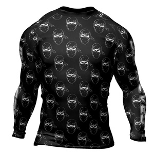 OEM Personnalisé Respirant Anti-bactérien Écologique Rash Guard pour Hommes Polyester/Nylon UPF50 Surf Plongée Compression Chemises BJJ - Product Image 1