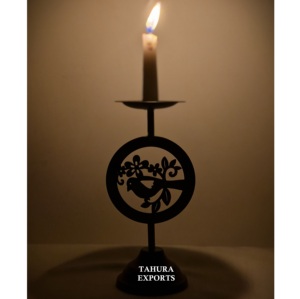 เชิงเทียนเหล็กสีดำทันสมัย พร้อมงานฝีมือเลเซอร์สวยงาม ให้ความโดดเด่นและอบอุ่นในยามค่ำคืนด้วยแสงเทียนอ่อนโยน - Product Image 4