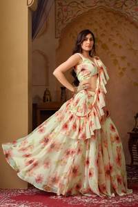 Elegante Lehenga Choli Dupatta de Georgette con Estampado Floral de Verano, Silueta Holgada y Suave, Cintura Natural, Diseños VISHNU K - Product Image 4