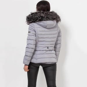 Grande demande Veste d'hiver personnalisée pour femmes Veste bulle épaisse et chaude avec logo avant Service OEM offert - Product Image 5