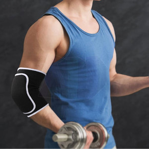 Protège-coudes réglable en néoprène de qualité supérieure, intérieur respirant, extérieur absorbant les chocs, protection hautement durable pour les sports - Product Image 3