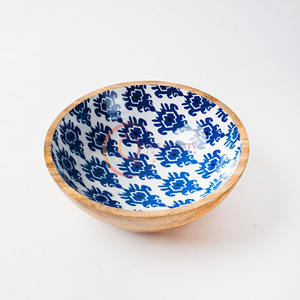 Cuenco de madera hecho a mano Rústico Natural Cálido Color marrón Visible Grano de madera Intrincado Vibrante Azul Blanco Floral Patrón geométrico - Product Image 3