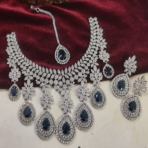 Conjunto de Joyería Nupcial Elegante con Acabado Plateado y Circonitas, para Boda, Compromiso, Aniversario; Aleación Principal, Uso Festivo, Regalo - Product Image 1
