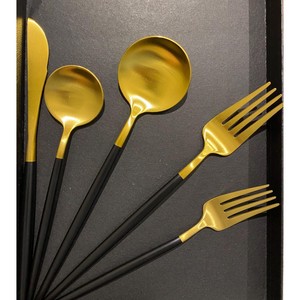 Juego de tenedor y cuchillo de acero inoxidable de 5 piezas bellamente Elaborado/cubiertos chapados en oro con asas de color - Product Image 1