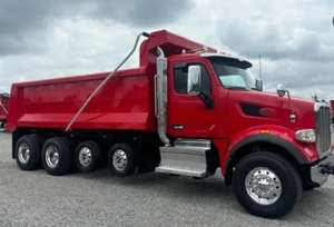 Camión Volquete Usado Peterbilt 567, Años 2024, 2023, 2022, Muy Limpio y Económico, Motor Paccar de 510HP, Automático - Product Image 3