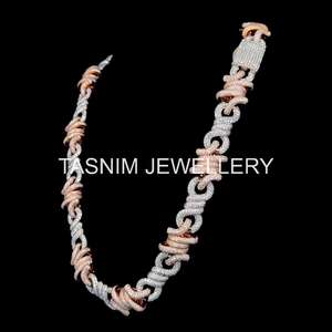 Collar de Cadena de Eslabones de Plata de Ley Duradera con Dije, Moissanita Certificada de Corte Brillante, Chapado en Plata, Estilo Hiphop Cristiano Unisex - Product Image 4