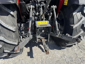 Tracteur Massey Ferguson 4710 d'occasion, machine agricole multifonctionnelle pour l'industrie agricole moderne - Product Image 5