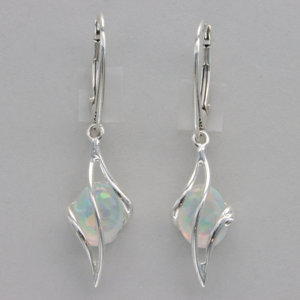 Boucles d'oreilles pendantes classiques ovales en opale de feu blanche en argent sterling 925 pour femmes et jeunes filles, idéales pour les mariages et les fêtes - Product Image 3
