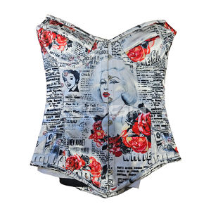 Corsé de satén con estampado de Marilyn Monroe y diseño vintage de periódico y rosas - Product Image 1