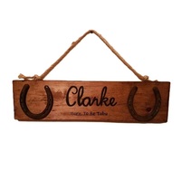 Plaque signalétique en bois pour porte de maison gravée sur mesure avec conception découpée au laser Plaque signalétique en bois faite à la main avec nom de famille gravé