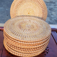 Assiette de table ronde en rotin naturel tressé, écologique, vente en gros, fabriquée au Vietnam, style floral TUYET DUNG
