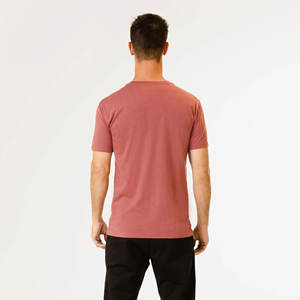 T-shirt personnalisé de luxe avec logo sur mesure, tissu 180GSM, vêtements en gros, t-shirt de bonne qualité, impression avec texte, image ou logo - Product Image 5