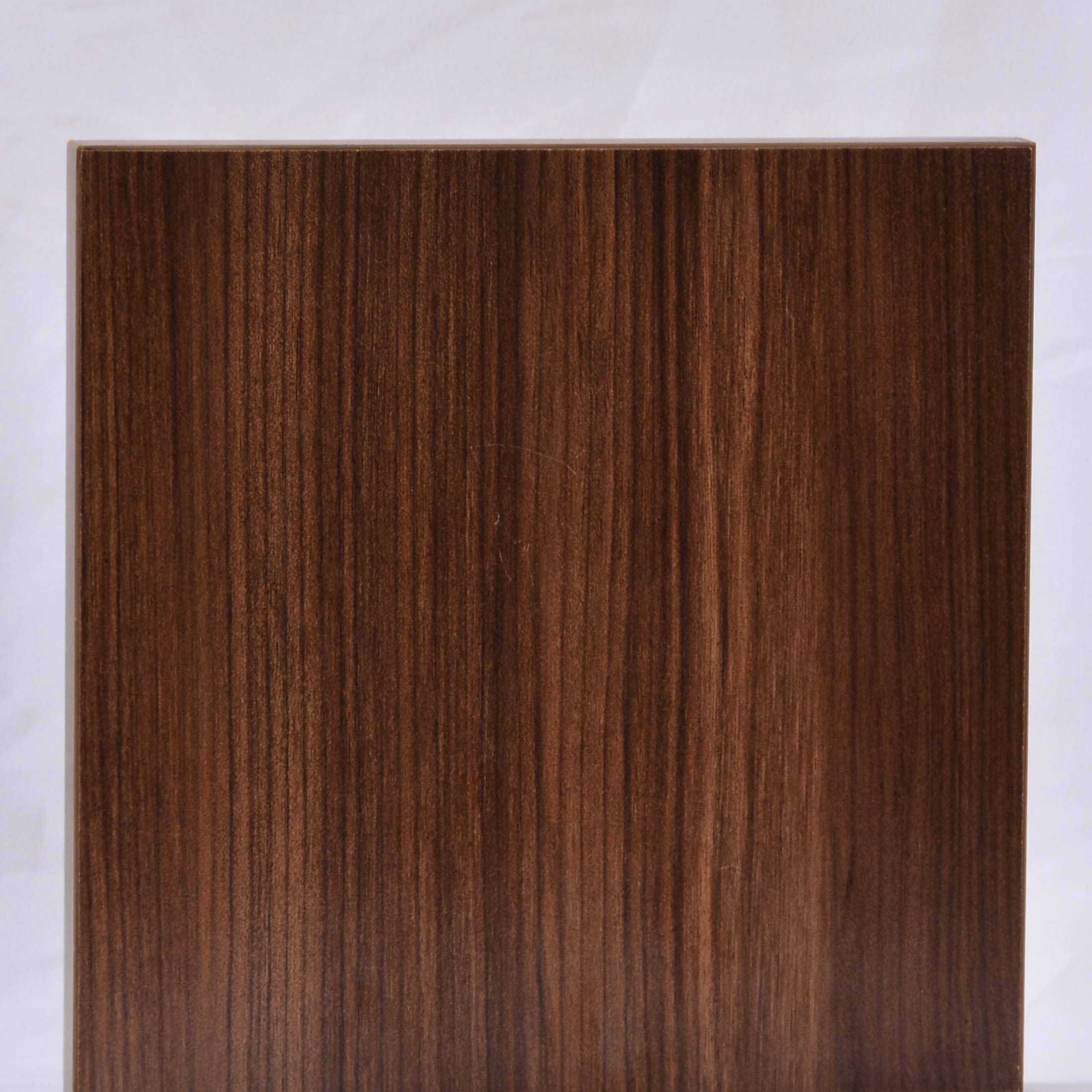 GLA American Walnut (MFC)