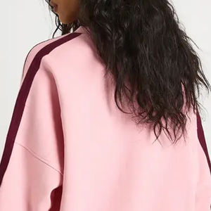 Sweat-shirt surdimensionné à rayures double face de haute qualité pour femmes, pour les acheteurs en gros, avec conception de logo personnalisé et manches longues pour l'hiver - Product Image 5