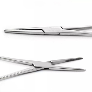 Pinzas Hemostáticas Veterinarias, Instrumento Médico de Fabricación Fina para un Manejo Preciso - Product Image 6