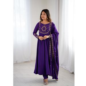 Vestido Anarkali de Seda Chanderi Romana Pura y Pesada para Mujer, Traje Anarkali de Estilo Indio para Exportación Mundial - Product Image 1