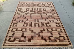 พรมทอมือสไตล์อินโด-เนปาล/ทิเบต ลายดอกไม้สีเบจพาสเทล นุ่มหรูหรา ทำจากขนสัตว์ ผ้าฝ้าย/ไหม ซักได้ - Product Image 2