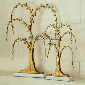 Sculpture en aluminium au design élégant avec base en marbre blanc pour la décoration de Noël Sculpture de table à usage domestique intérieure et extérieure - Product Image 2