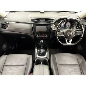 Nissan X-Trail 20X 2017, SUV à conduite à droite - Product Image 2
