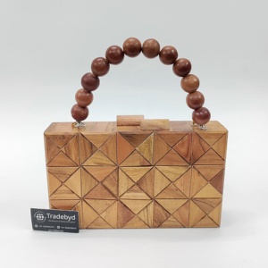 Pochette en bois naturel pour invités de mariage Cadeau de retour écologique pour elle par Tradebyd - Product Image 1