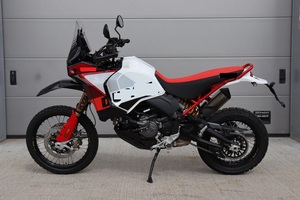 Motocicleta DesertX 937cc Adventure de Alta Calidad - Product Image 5