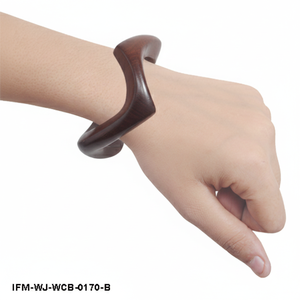 Bracelet en bois courbé fait main, motif vague abstraite géométrique, finition acajou foncé, bijou de poignet organique - Product Image 3