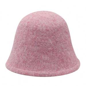 Chapeau Bob Réversible Personnalisé pour Femme, Imprimé All-Over, en Laine, Style Créateur de Mode - Product Image 4