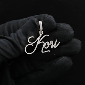 Pendentif en acier inoxydable serti de diamants CZ glacés, style hip-hop moderne personnalisé - Product Image 2