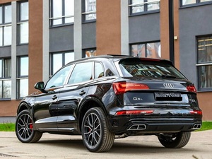 2025 Q5 L 45 TFSI II (FY) รุ่นปรับโฉม ไมล์น้อย เครื่องยนต์สมบูรณ์ ระบบเกียร์อัตโนมัติ หลังคาพาโนรามา ไฟหน้า LED - Product Image 5