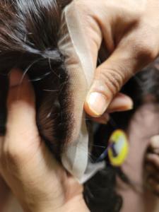 ระบบผมทดแทนคุณภาพสูง Q6 แบบปิดหน้าผากด้วยลูกไม้สำหรับผู้ชาย ผมอินเดียแบบลอนลึก ผิวบาง PU ผมแท้แบบเรมี่ ฟอกสี ผมหยิกตรง - Product Image 5