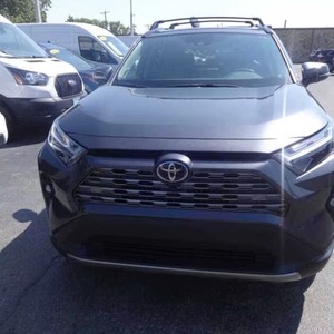 Toyota RAV 4 Limited 2024 Usado en Buen Estado, SUV de 4 Puertas - Product Image 1