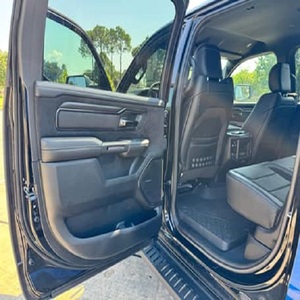 รถแรม 1500 รุ่นปี 2021 แบบ RHO CREW CAB ขับเคลื่อน 4 ล้อ รุ่น MOPAR EDITION พวงมาลัยซ้าย เบาะหนัง กล้องมองหลัง พร้อมส่งมอบ - Product Image 3