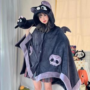 Couverture en peluche Kawaii Y2K motif chauve-souris, pyjama, <span class=keywords><strong>cape</strong></span> d'anime, costume d'<span class=keywords><strong>Halloween</strong></span> pour adultes, ponchos d'hiver, <span class=keywords><strong>cape</strong></span> à capuche pour femmes - Product Image 4