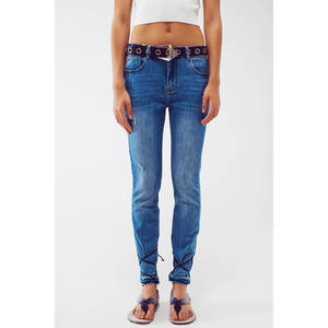 Jeans Ajustados de Cintura Alta con Detalle de Lavado en el Dobladillo y Decoración de Remaches en Tela Vaquera - Product Image 6