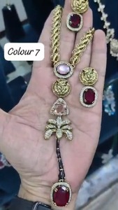 Conjunto de Collar de Lujo de Primera Calidad que Complementa Tanto la Ropa Étnica como la Occidental, Perfecto para Fiestas, Joyería Inspirada en Celebridades - Product Image 5