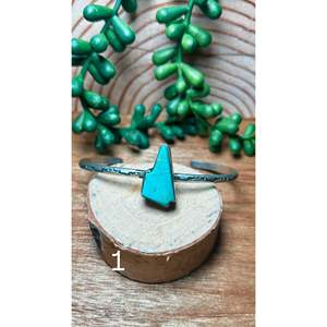 Donovan Skeets Kingman Turquoise & Sterling Silver Fashion Cuff Bracelet - Product Image 1