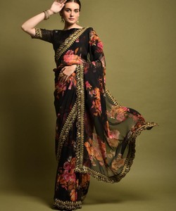 Sari de seda de diseño Banarasi con pieza de blusa Sari al por mayor para mujer Fabricante de tienda Ropa étnica Surat ApparelGarment - Product Image 1