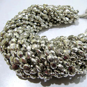 Cuentas de pirita natural de alta calidad con revestimiento de plata, de 5x7mm a 6x8mm, facetadas ovaladas, hilo de cuentas de piedra de 9 pulgadas de largo, Eminent Jewel - Product Image 1