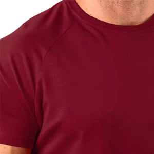 Camisetas de hombre de diferentes diseños personalizadas perfectamente cortadas y cosidas precio de fábrica por el fabricante camisetas de hombre - Product Image 4