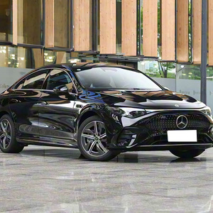 Vehículo Eléctrico Nuevo 2025, Sedán Negro Puro, Mercede-s Ben-z CLA 300L EV - Product Image 3