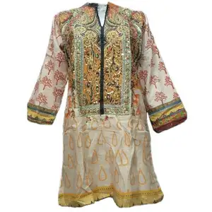 最新的冬装巴基斯坦刺绣羊毛Kurtis/Kurtis适合高品质透气面料的女孩